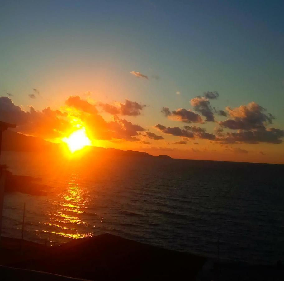 The Central Heraklion  Екстер'єр фото